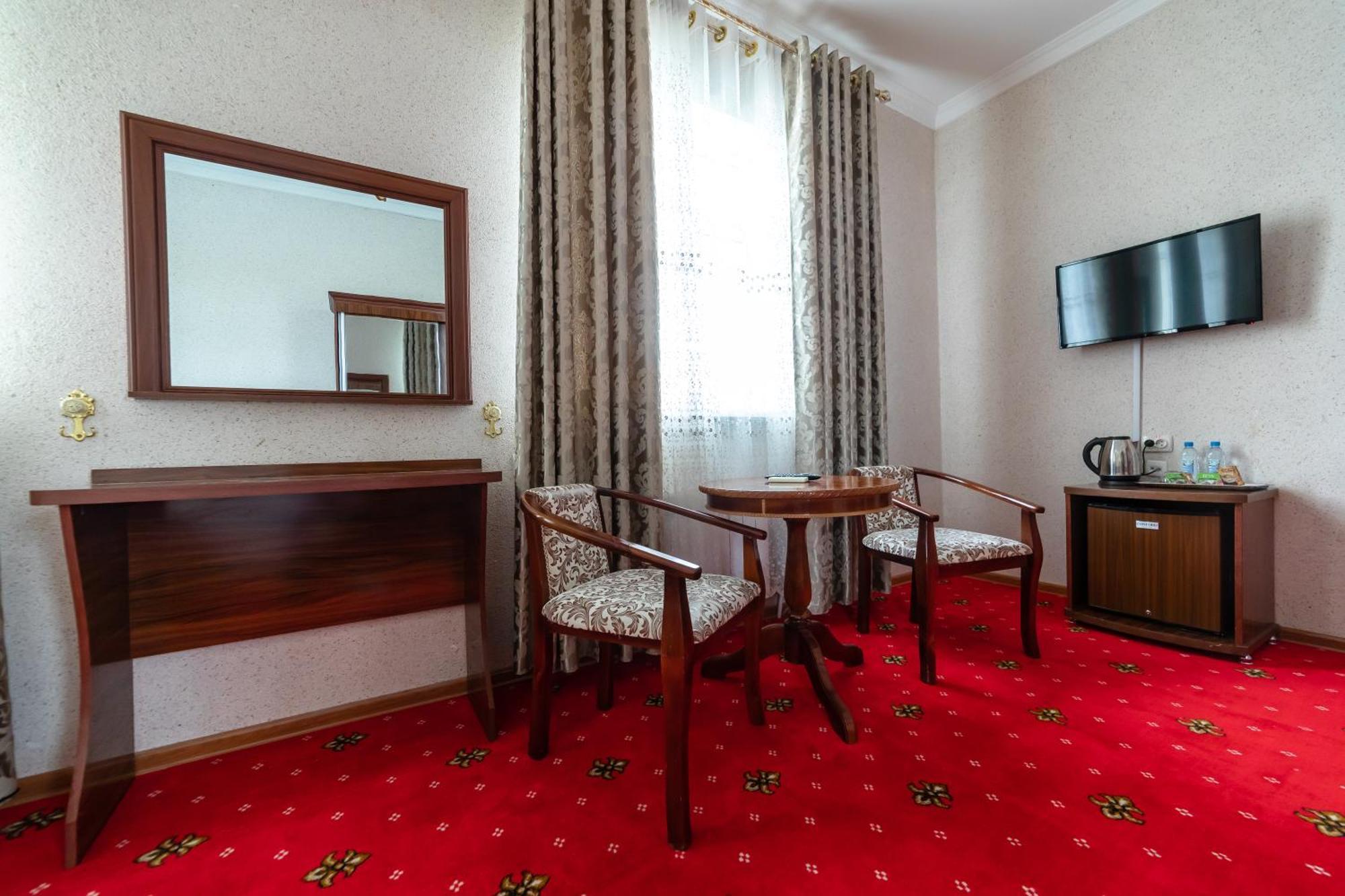 Qibla Tozabog Hotel Khiva Buitenkant foto