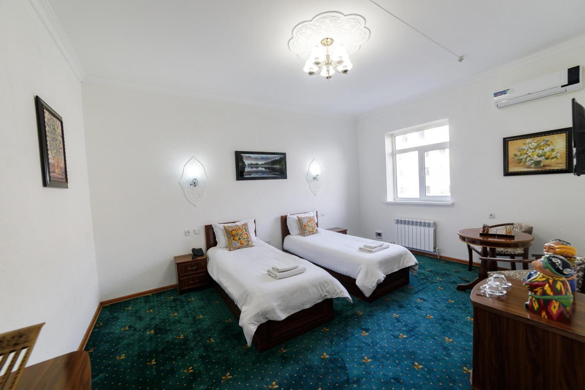 Qibla Tozabog Hotel Khiva Buitenkant foto