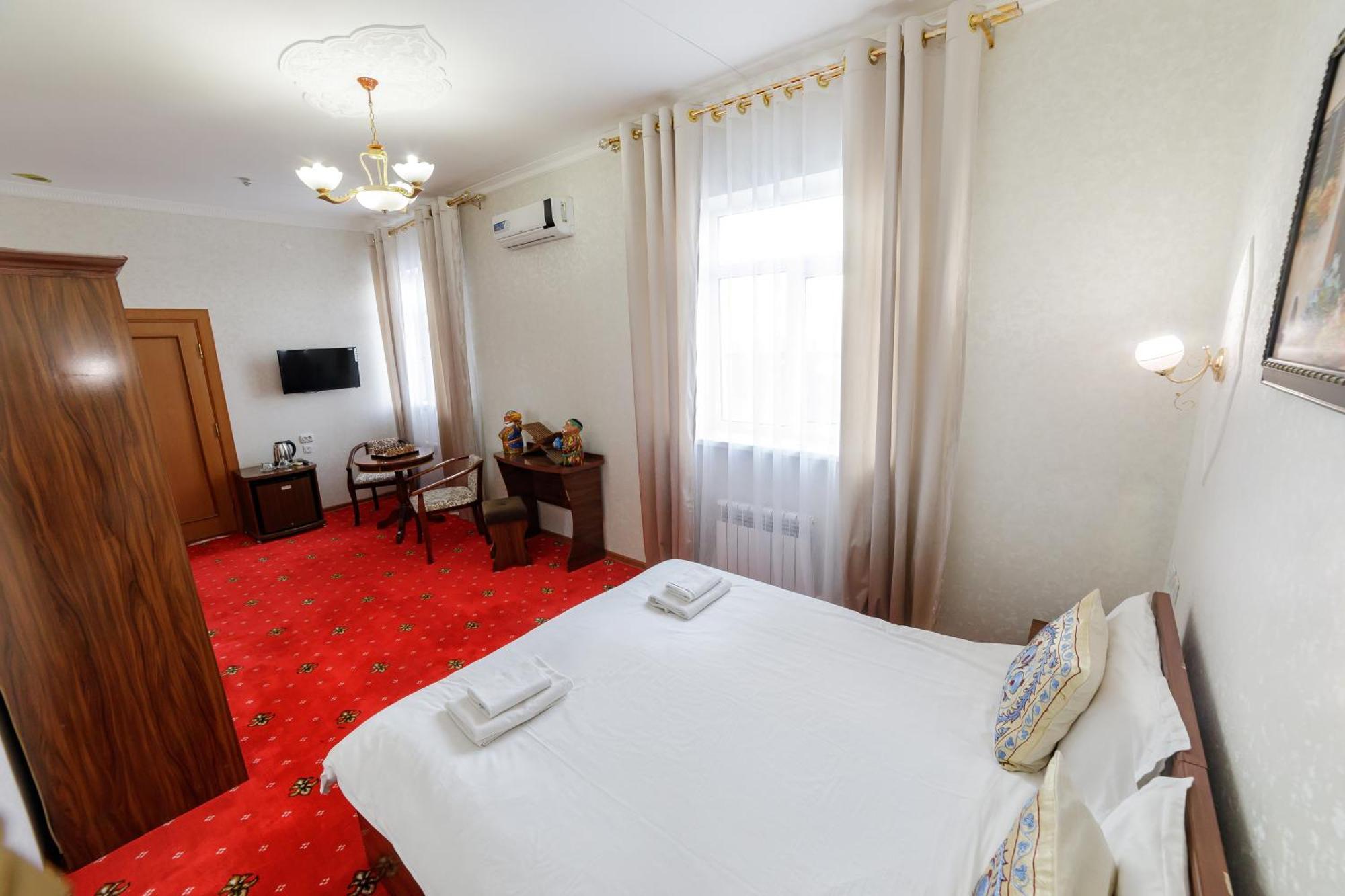 Qibla Tozabog Hotel Khiva Buitenkant foto